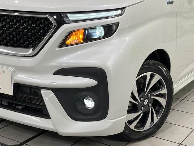 �yLED�w�b�h���C�g�z���V����ԑ��s�����ǍD�Ȏ��E���m�ۂ����S���ĉ^�]�ł��鍂�P�xLED�w�b�h���C�g�𑕔�!�_�����x�������A����d�͂��}�����Ă��܂��B