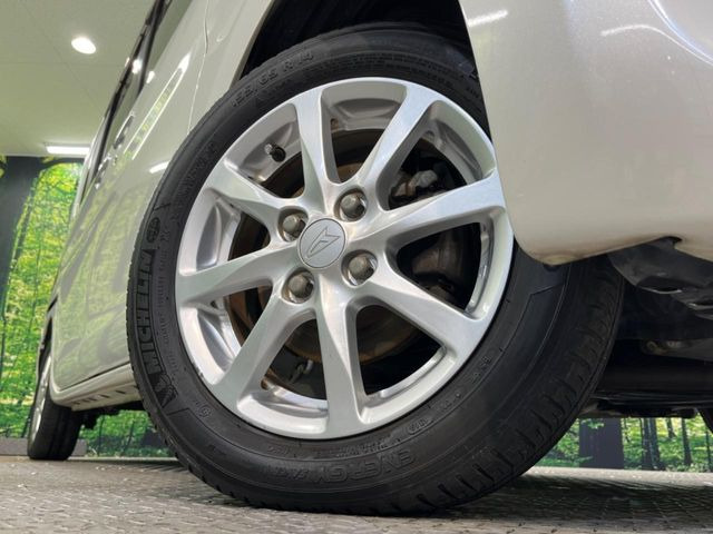 【純正14インチアルミホイール】外観にマッチした純正アルミホイールを装着しております。各種社外アルミホイールや、スタッドレスタイヤも取扱いしております。是非ご相談ください♪