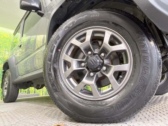 【純正15インチアルミホイール】外観にマッチした純正アルミホイールを装着しております。各種社外アルミホイールや、スタッドレスタイヤも取扱いしております。是非ご相談ください♪