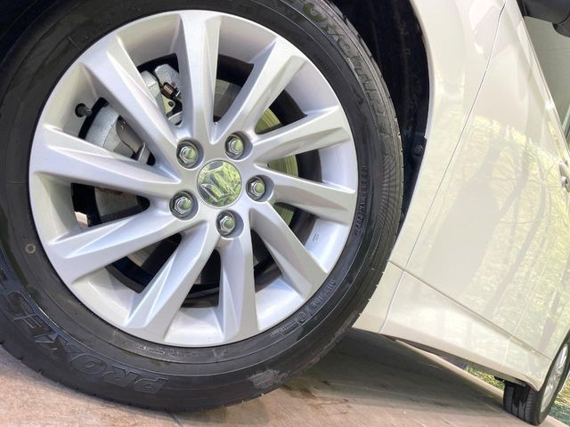 �y����16�C���`�A���~�z�C�[���z�O�ςɃ}�b�`���������A���~�z�C�[���𑕒����Ă���܂��B�e��ЊO�A���~�z�C�[����A�X�^�b�h���X�^�C�����戵�����Ă���܂��B���񂲑��k����������