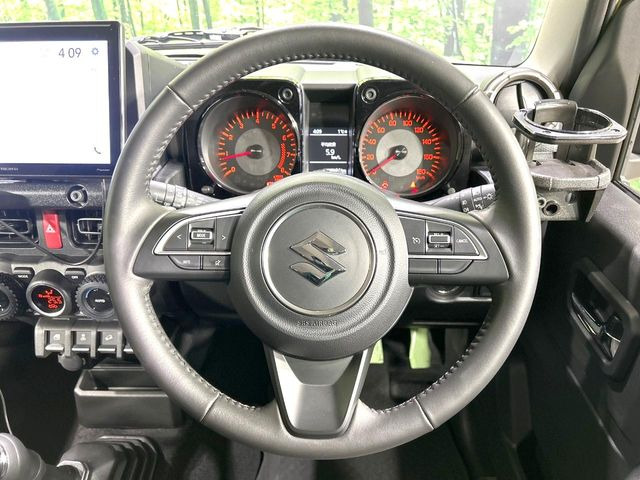 �y�X�e�A�����O�X�C�b�`�z�^�]���A�O������ڐ������炷���ƂȂ��A�I�[�f�B�I���̑��삪�\�ȕ֗��@�\!���S&���K�ȃh���C�u�����o���Ă���܂���