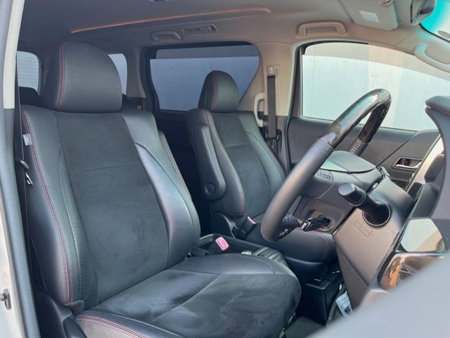 �y�n�[�t���U�[�V�[�g�z�������ƍ���S�n�𗼗������l�C�̃V�[�g���w�ʁE���ʂ̓X�G�[�h���ƂȂ��Ă���A���G��⊊��ɂ����ɗD��Ă��܂��B�C���╞���ɍ��E���ꂸ���K�ɂ���肢�������܂��B