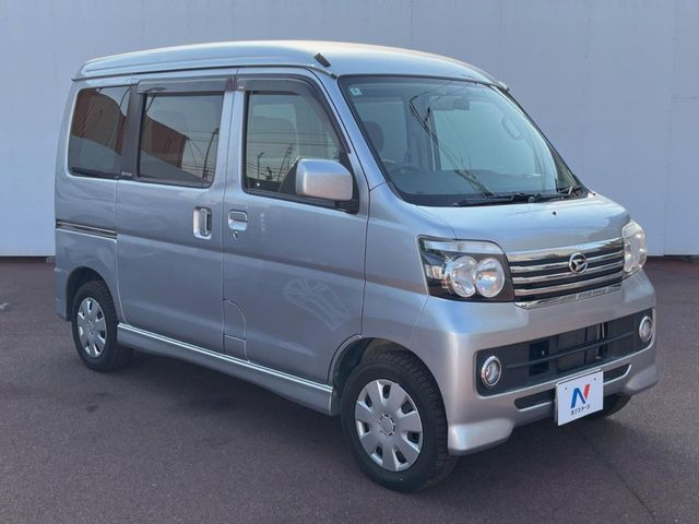 �������x�̃K���X�疌�ŝ����͂������A�㎿�ȃc���E����������B���O����_���J�����؂Ȉ��Ԃ�ی삵�A�F�����E�򉻂�h�~�B�u�e�X�v���b�V���R�[�g�v�A�u�e�v���~�b�T�R�[�g�v���炨�I�т��������܂��B