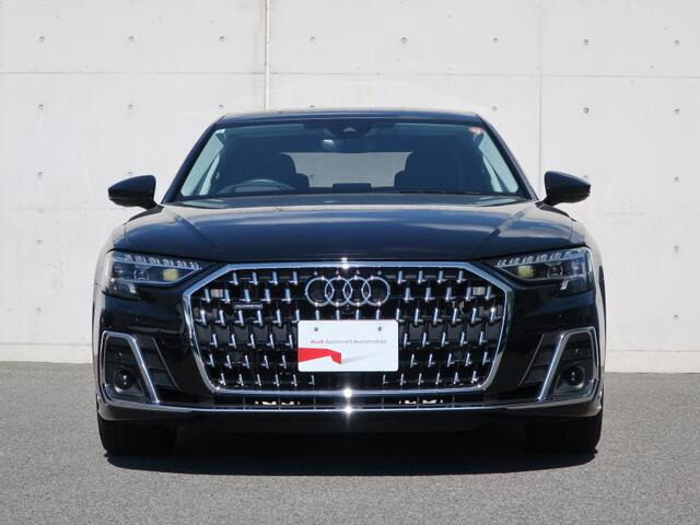 A860 TFSI e クワトロ 4WD