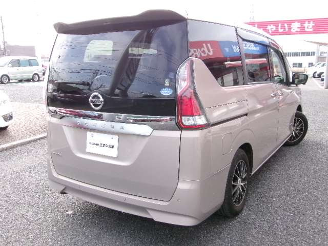 セレナ2.0 X チェアキャブ リフタータイプ