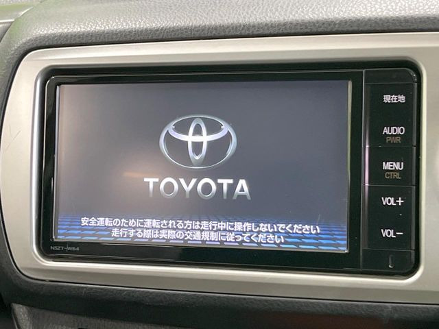 �y�����i�r�z�l�C�̏����i�r�𑕔����Ă���܂��B�i�r�̎g���₷���͂������A�I�[�f�B�I�@�\���[��!�L�����v�◷�s�͂������A�ʋ΂┃�����ȂǕ��i�̃h���C�u���y�����Ȃ�͂���