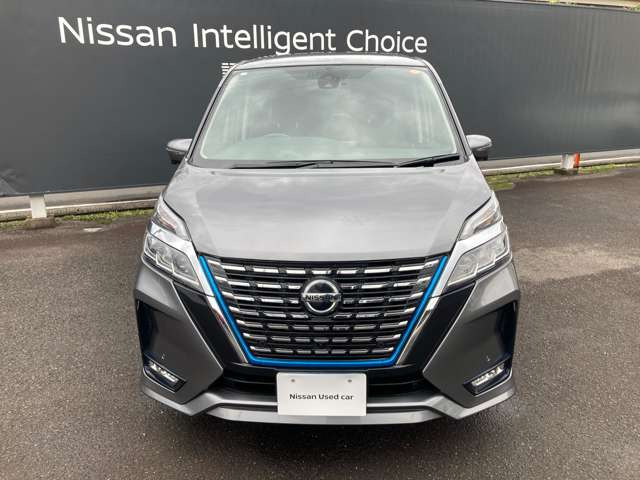 セレナ1.2 e-POWER ハイウェイスターV