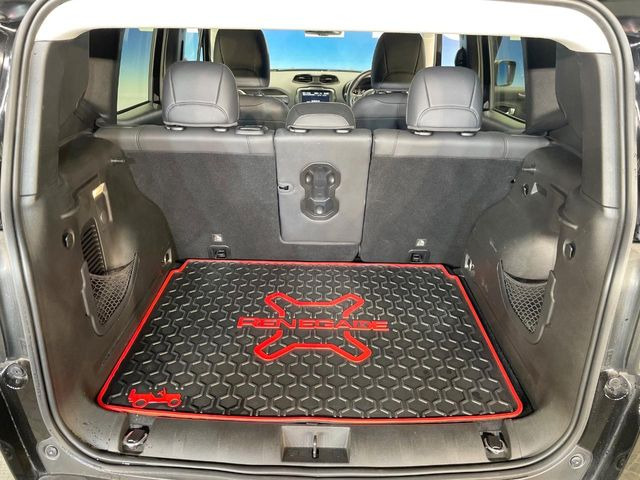 ���g�����N���[��:����L������e�X�y�[�X!���ꂾ���̍L��������΂��������⃌�W���[�Ȃǂɂ��œK�ł�!�g�p�������Ȃ����ꂢ�ȏ�Ԃ��ێ����Ă���܂��B