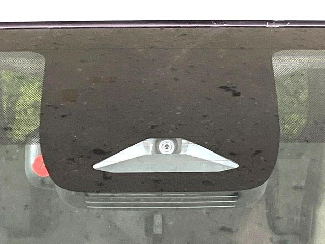 �y�g���^�Z�[�t�e�B�Z���X�z���s���ɑO���̎ԗ�����F�����A�Փ˂������Ȏ��͌x��ƃu���[�L�ŏՓˉ���Ɣ�Q�y�����A�V�X�g�B�����S�Ƀh���C�u�����y���݂��������܂��B