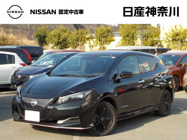 リーフe+ X 90周年記念車