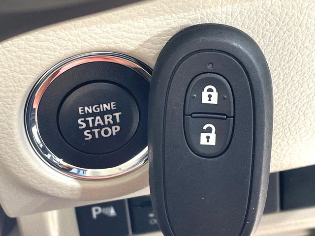 �y�L�[���X�X�^�[�g�V�X�e���z�J�o����|�P�b�g�ɓ��ꂽ�܂܂ł��h�A�̎{���E�������\�ȃX�}�[�g�L�[�𑕔��B�G���W���̃I���E�I�t�����J�M�����o���K�v����������Ƃ��Ă��֗��ł���