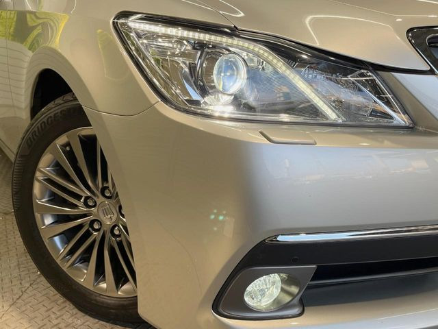 �yHID�w�b�h���C�g�z���ɖ��邭�O�����Ƃ炵�Ă����̂ŁA���V����Ԃ̑��s�������E�ǍD�ň��S���Ă���肢�������܂��B