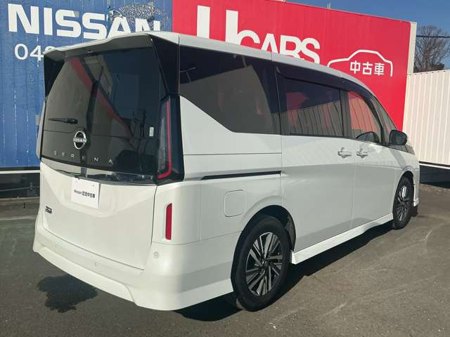 セレナ2.0 ハイウェイスターV