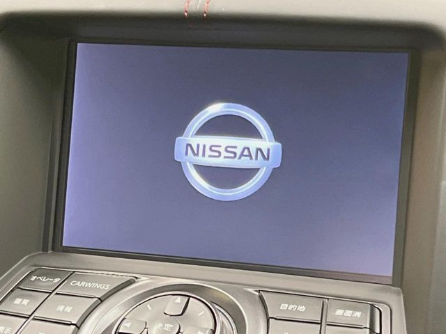 �y���[�J�[�����i�r�z�C���e���A�ɗn�����ރX�^�C���b�V���ȁu��p�݌v�v���[�J�[�i�r�𑕔��􎋔F���⑀�쐫�ȂǊ�{���\�ɂ��D��A���㎿�ȃJ�[���C�t�����y���݂��������܂��B