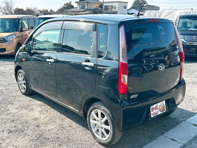 ���X�ł͌y�����Ԃ��畁�ʎԂ܂ŕ��L���I�[�����[�J�[�̎Ԏ�E�F�E�O���[�h��L�x�ɑ����Ă���܂��B