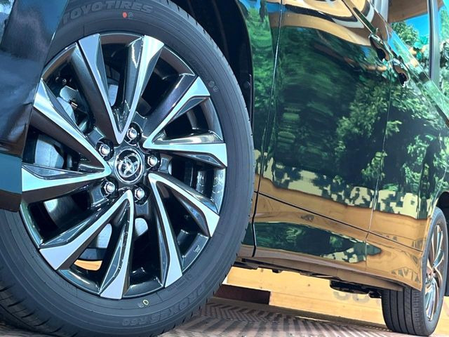 �y����17�C���`�A���~�z�C�[���z�O�ςɃ}�b�`���������A���~�z�C�[���𑕒����Ă���܂��B�e��ЊO�A���~�z�C�[����A�X�^�b�h���X�^�C�����戵�����Ă���܂��B���񂲑��k����������