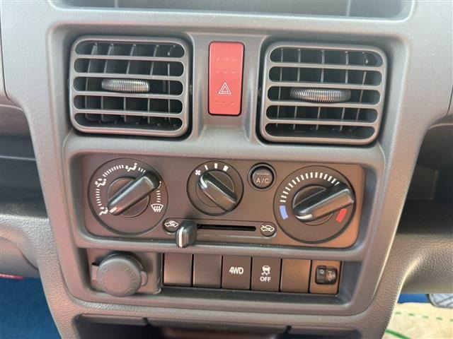 ���Ԃɂ��Ă̕s���ȓ_���́A�X�܂̍��Ǝ��i�����m�ɂ������A�A�h�o�C�X���v���܂���