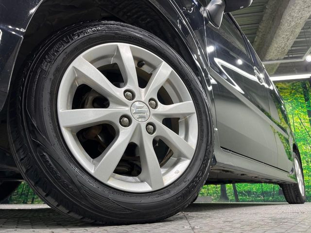 �y����14�C���`�A���~�z�C�[���z�O�ςɃ}�b�`���������A���~�z�C�[���𑕒����Ă���܂��B�e��ЊO�A���~�z�C�[����A�X�^�b�h���X�^�C�����戵�����Ă���܂��B���񂲑��k����������