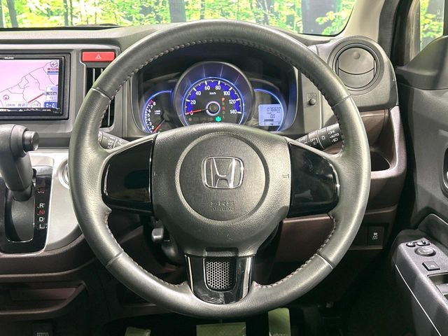 �y�����v�����X�e�A�����O�z�㎿�Ȋv���g�p���邱�ƂŁA��ɂ����������݂ƂĂ��^�]���₷���n���h���ł���