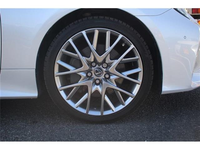 ���Ǝҗl�ւ̔̔��͂��f�肳���Ă��������܂��B �Ԍ������ԗ��̏ꍇ�́A�Ԍ����擾�������x�������z�ŕ\�����Ă���܂��B