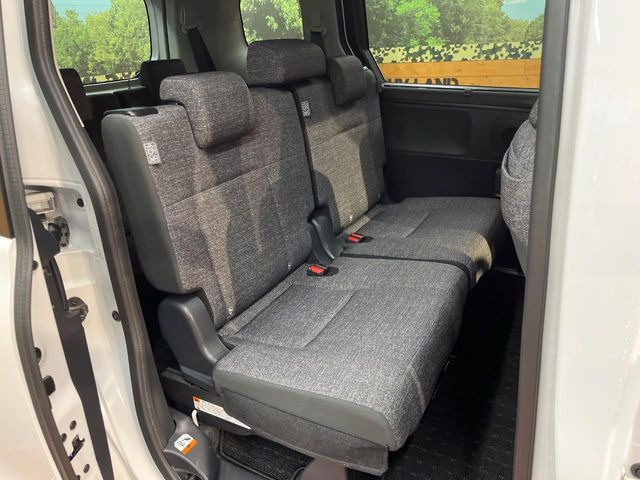 �L�X�Ƃ���2��ڃV�[�g�͋��Z���������A���S�n�����K!�F�B��Ƒ��Ƃ̂��o�����ɂ҂�����ł��B�x�r�[�V�[�g��`���C���h�V�[�g�g�p�������K�ɂ��߂�������������\���ȋ�Ԃ��m�ۂ��Ă��܂��B