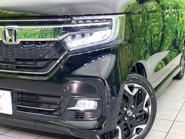 �yLED�w�b�h���C�g�z���V����ԑ��s�����ǍD�Ȏ��E���m�ۂ����S���ĉ^�]�ł��鍂�P�xLED�w�b�h���C�g�𑕔�!�_�����x�������A����d�͂��}�����Ă��܂��B