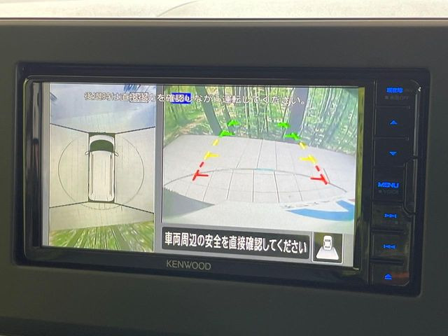 �y�}���`�A���E���h���j�^�[�z��p�̃J�����ɂ��A�ォ�猩���낵���悤�Ȏ��_��360�x�N���}�̎��͂��m�F���邱�Ƃ��ł��܂������p�������m�F���₷���A�����ꏊ�ł̐؂�Ԃ��⒓�Ԃ��X���[�Y�ɍs���܂��B