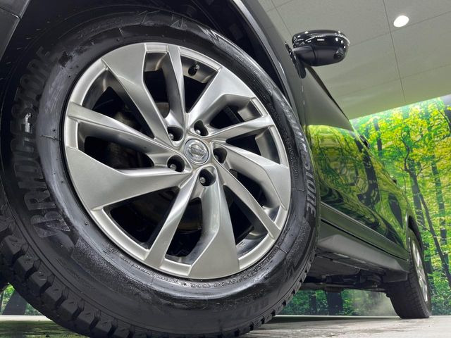 �y����18�C���`�A���~�z�C�[���z�O�ςɃ}�b�`���������A���~�z�C�[���𑕒����Ă���܂��B�e��ЊO�A���~�z�C�[����A�X�^�b�h���X�^�C�����戵�����Ă���܂��B���񂲑��k����������