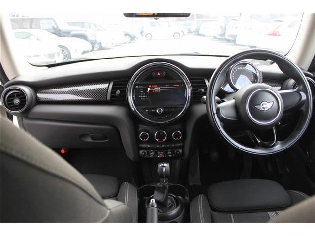 ���Ǝҗl�ւ̔̔��͂��f�肳���Ă��������܂��B �Ԍ������ԗ��̏ꍇ�́A�Ԍ����擾�������x�������z�ŕ\�����Ă���܂��B