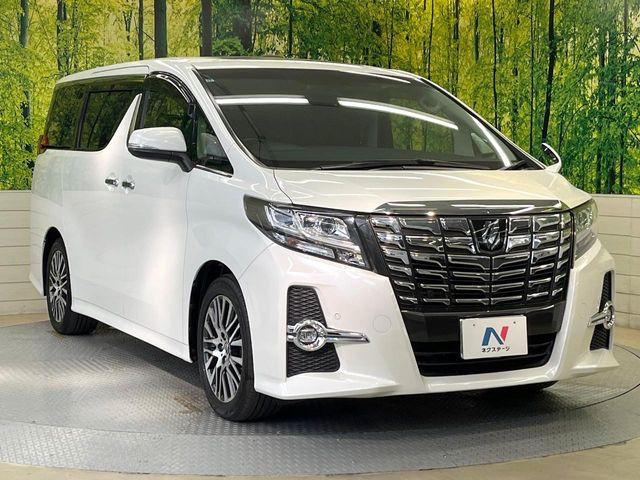 高透明度のガラス皮膜で撥水はもちろん、上質なツヤ・光沢を実現。紫外線や酸性雨から大切な愛車を保護し、色あせ・劣化を防止。「弾スプラッシュコート」、「弾プリミッサコート」からお選びいただけます。