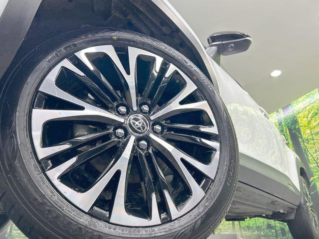 �y����18�C���`�A���~�z�C�[���z�O�ςɃ}�b�`���������A���~�z�C�[���𑕒����Ă���܂��B�e��ЊO�A���~�z�C�[����A�X�^�b�h���X�^�C�����戵�����Ă���܂��B���񂲑��k����������