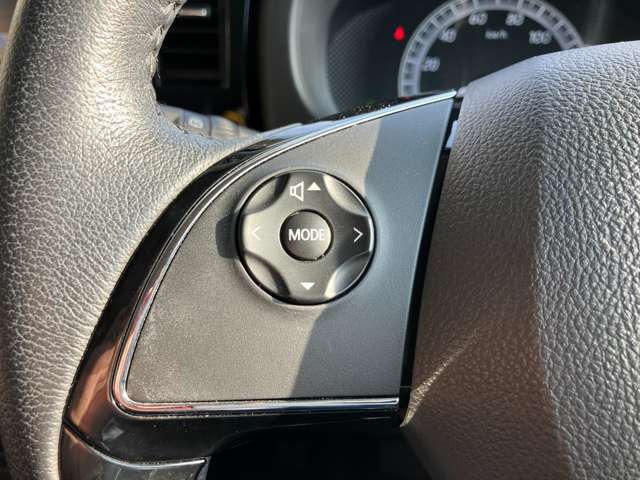 �^�]���ł���𗣂����ɃI�[�f�B�I�̑��삪�ł���w�X�e�A�����O�X�C�b�`�x�@�\������܂�!