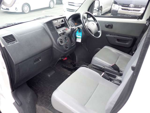 .�S�Ԕ[�ԑO�_�����{�� ���ЍH�ꊮ�� �F�؍H��ɂăx�e�������J�j�b�N�ɂ�鐮�����{ �I�C����������e���_�� �R���s���[�^�[�f�f���s���܂�