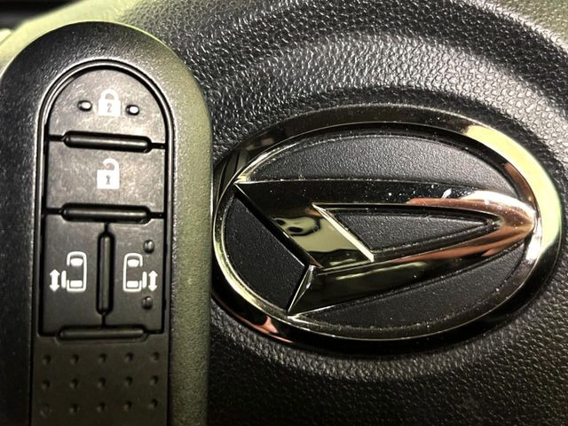 �y�L�[�t���[�V�X�e���z�J�o����|�P�b�g�ɓ��ꂽ�܂܂ł��h�A�̎{���E�������\�ȃX�}�[�g�L�[�𑕔��B�G���W���̃I���E�I�t�����J�M�����o���K�v����������Ƃ��Ă��֗��ł���