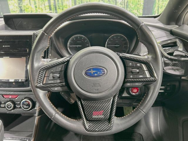 �y�����v�����X�e�A�����O�z�㎿�Ȋv���g�p���邱�ƂŁA��ɂ����������݂ƂĂ��^�]���₷���n���h���ł���