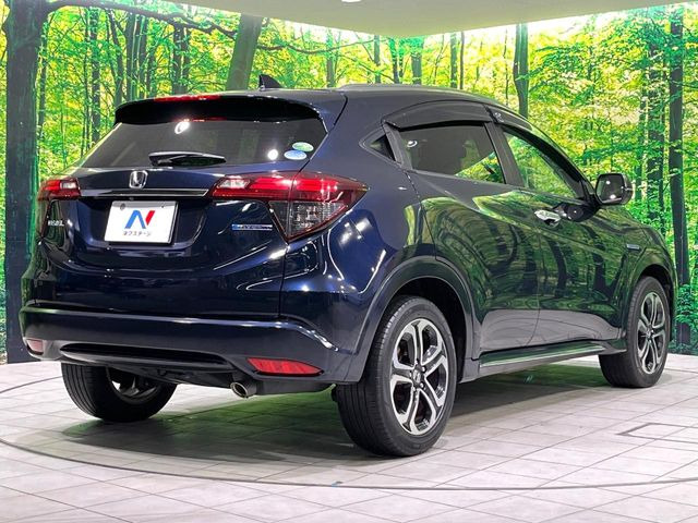 ☆全国のネクステージからお取り寄せが可能※!遠方の店舗に展示してあるクルマが気になる場合も、最寄りの店舗でご覧いただくことが可能です!是非私たちに要望をお聞かせください!※別途費用