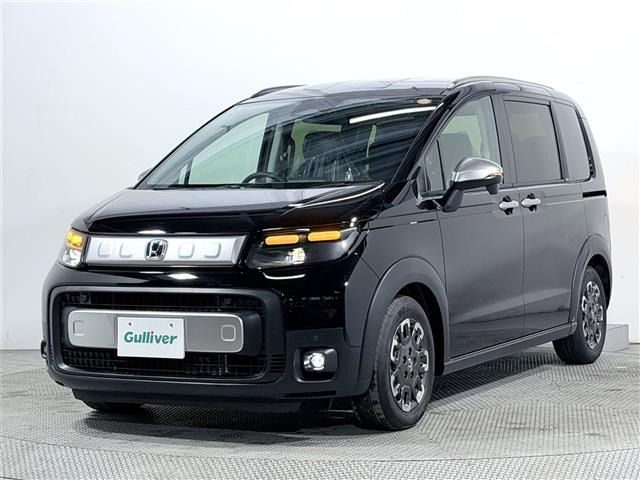 フリード1.5 e:HEV クロスター