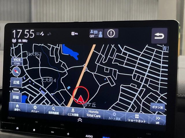 �y���ʃi�r�z�l�C�̑�^11.4�C���`�i�r�𑕔��B���݊��̂�����ʂ̓C���p�N�g��!�i�r���p���̃}�b�v�\���͌��₷���A�e���r��DVD�͗Տꊴ���A�b�v!�����̃h���C�u���O�b�Ɗy�����Ȃ�܂���