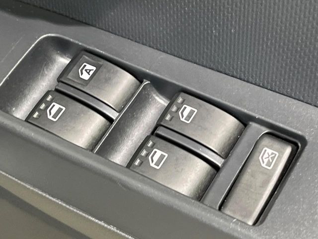 ���Ђł́A�S�ԁw�C�����Ȃ��x�̂��Ԃ̂ݎ�舵���Ă���܂��B��C�o�C���[�ɂ�錵�I�����d����̌�A���Ɍ�̎ԗ��`�F�b�N���s���A�l�N�X�e�[�W���F�肵�����i���Ȓ��ÎԂ����񋟂��Ă���܂��B