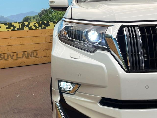 �yLED�w�b�h���C�g�z���V����ԑ��s�����ǍD�Ȏ��E���m�ۂ����S���ĉ^�]�ł��鍂�P�xLED�w�b�h���C�g�𑕔�!�_�����x�������A����d�͂��}�����Ă��܂��B