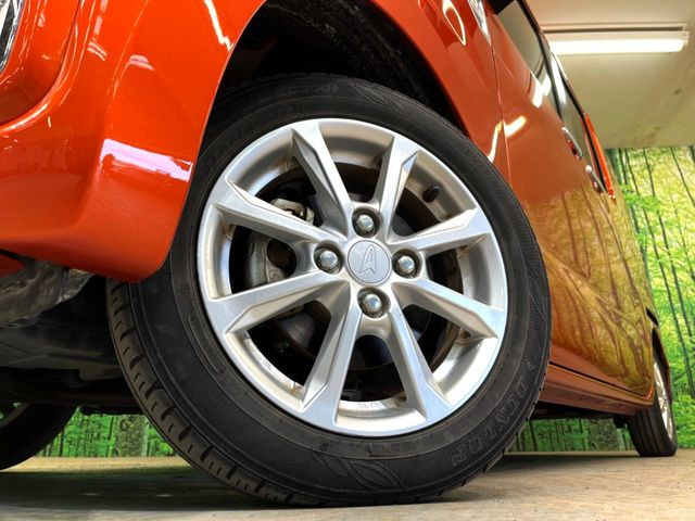 �y�����A���~�z�C�[���z�O�ςɃ}�b�`���������A���~�z�C�[���𑕒����Ă���܂��B�e��ЊO�A���~�z�C�[����A�X�^�b�h���X�^�C�����戵�����Ă���܂��B���񂲑��k����������