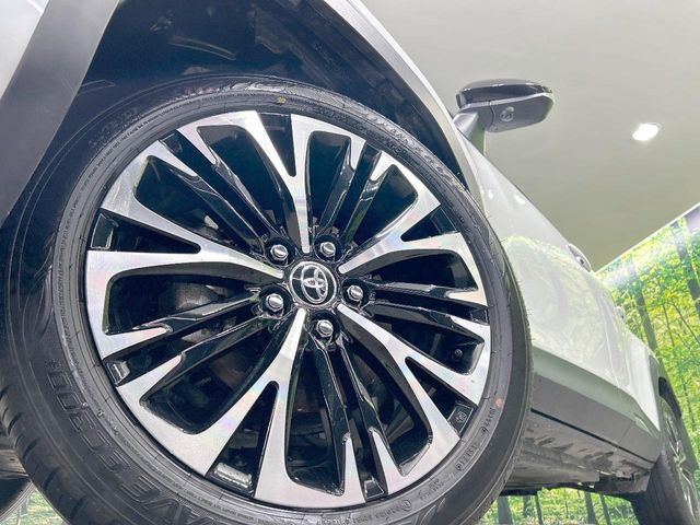 �y�O���[�h��p����18�C���`�A���~�z�C�[���z�f�U�C�����̍��������A���~�z�C�[���𑕒����Ă���܂��B�e��ЊO�A���~�z�C�[����A�X�^�b�h���X�^�C�����戵�����Ă���܂��B���񂲑��k����������