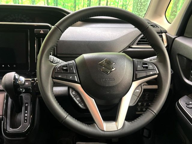 �y�����v�����X�e�A�����O�z�㎿�Ȋv���g�p���邱�ƂŁA��ɂ����������݂ƂĂ��^�]���₷���n���h���ł���