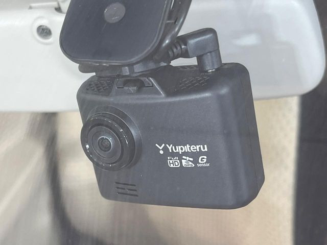 �y�h���C�u���R�[�_�[�z�h���C�u���R�[�_�[����!���s���͂������A������^�]�⎖�̂ɑ��������ہA�f���ŋL�^���A����̃��X�N�ɔ����܂��B���L�^�pSD�J�[�h�͂��q�l�����g�ł��������������K�v������܂��B