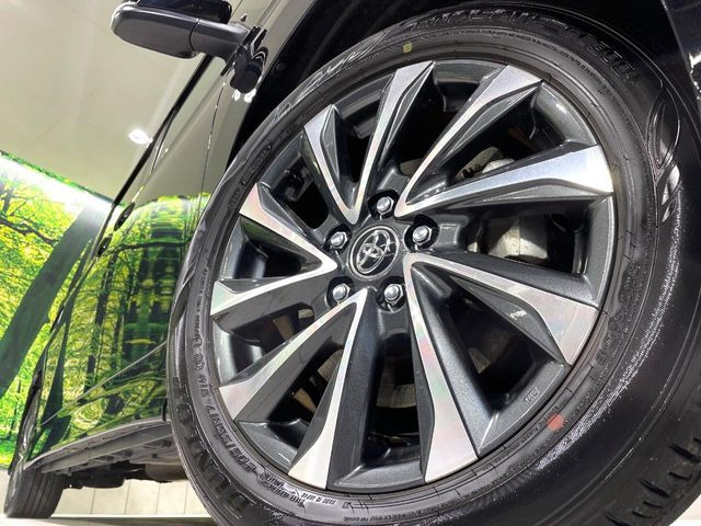 �y����17�C���`�A���~�z�C�[���z�O�ςɃ}�b�`���������A���~�z�C�[���𑕒����Ă���܂��B�e��ЊO�A���~�z�C�[����A�X�^�b�h���X�^�C�����戵�����Ă���܂��B���񂲑��k����������