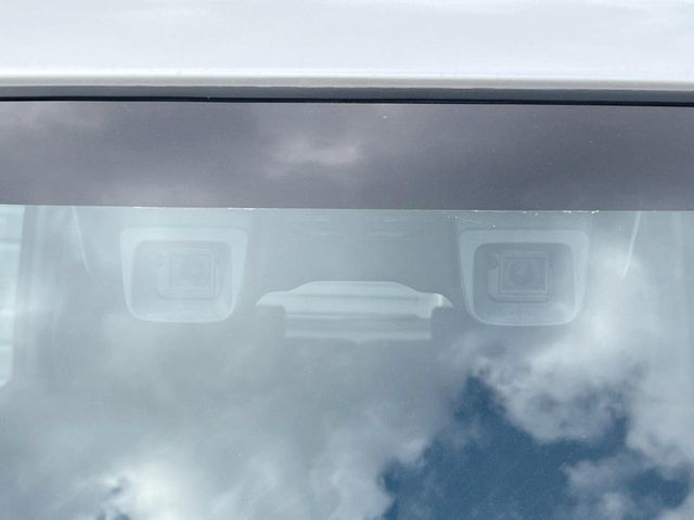 �y�X�Y�L �Z�[�t�e�B�T�|�[�g�z���s���ɑO���̎ԗ�����F�����A�Փ˂������Ȏ��͌x��ƃu���[�L�ŏՓˉ���Ɣ�Q�y�����A�V�X�g�B�����S�Ƀh���C�u�����y���݂��������܂��B