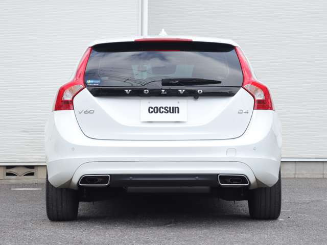 ���s�^�G���W���ɂ̓{���{�̔F�؂��擾����MOTUL�̍����I�C��SPECIFIC RBS0-2AE(0W-20)���g�p���܂��B