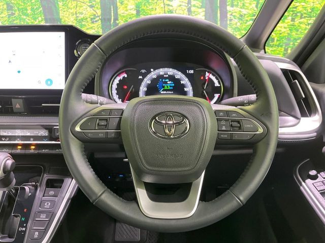 �y�����v�����X�e�A�����O�z�㎿�Ȋv���g�p���邱�ƂŁA��ɂ����������݂ƂĂ��^�]���₷���n���h���ł���