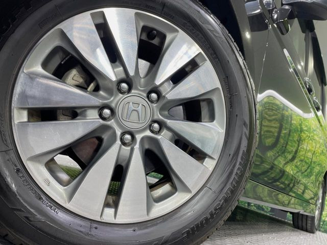 �y����16�C���`�A���~�z�C�[���z�O�ςɃ}�b�`���������A���~�z�C�[���𑕒����Ă���܂��B�e��ЊO�A���~�z�C�[����A�X�^�b�h���X�^�C�����戵�����Ă���܂��B���񂲑��k����������