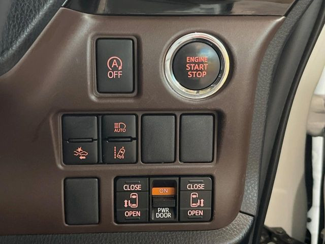 �y�g���^�Z�[�t�e�B�Z���X�z���s���ɑO���̎ԗ�����F�����A�Փ˂������Ȏ��͌x��ƃu���[�L�ŏՓˉ���Ɣ�Q�y�����A�V�X�g�B�����S�Ƀh���C�u�����y���݂��������܂��B